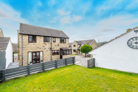 4 bedroom detached house for sale, Dukewood Road, Clayton West, Huddersfield, HD8