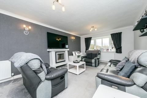 4 bedroom detached house for sale, Dukewood Road, Clayton West, Huddersfield, HD8