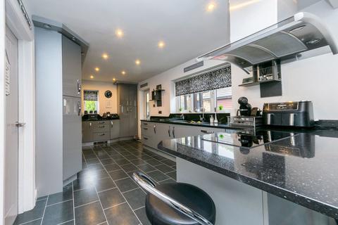 4 bedroom detached house for sale, Dukewood Road, Clayton West, Huddersfield, HD8