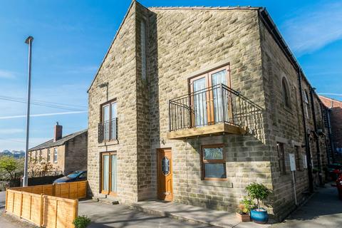 4 bedroom end of terrace house for sale, Barnsley Road, Flockton, WF4