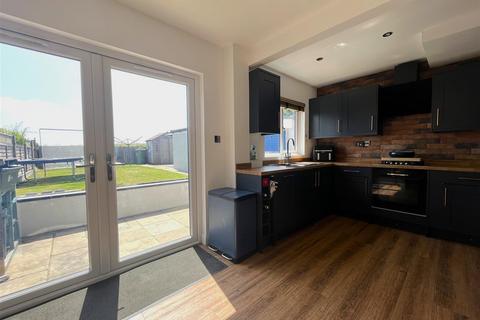 19 Hillcrest Road, Bideford, EX39 4DQ