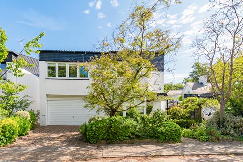 undefined, Cenacle Close, London NW3