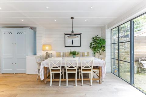 4 bedroom terraced house for sale, Hendham Road, London, SW17