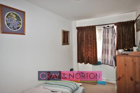 10 Bracewood Gardens, Croydon, CR0 5JL