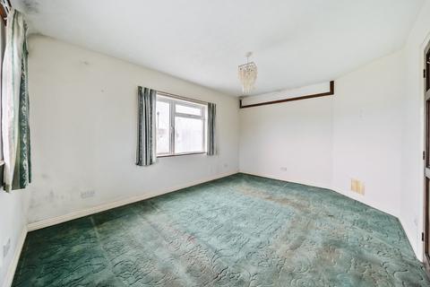 32 Claude Ashby Close, Southampton, SO18 2LT