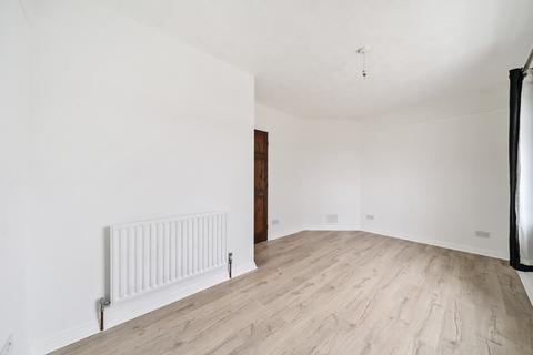 32 Claude Ashby Close, Southampton, SO18 2LT