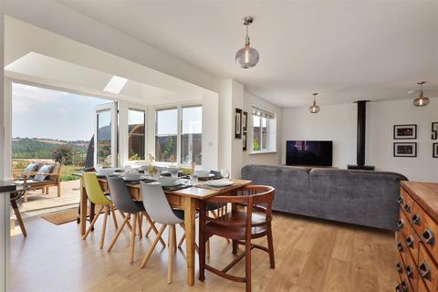4 bedroom detached house for sale, Eastview Gardens, Bromsash, Ross-on-Wye