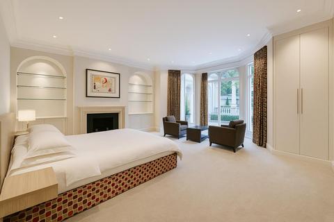2 bedroom flat for sale, Ennismore Gardens, Knightsbridge, London, SW7