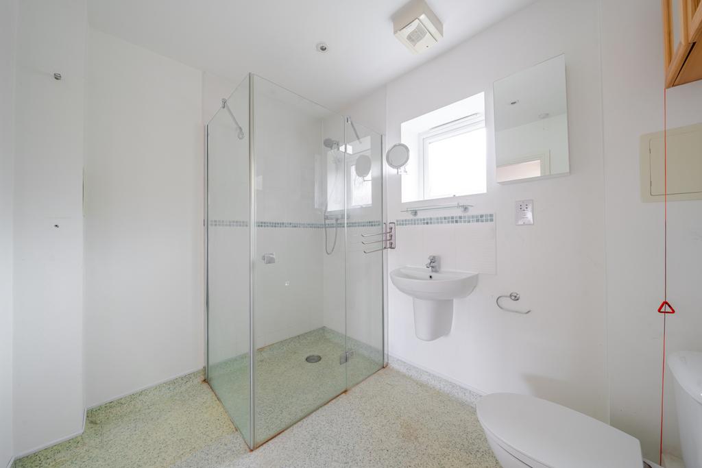Ensuite Shower Room