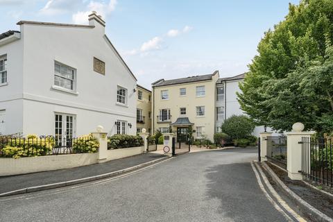 2 bedroom apartment for sale, Commercial Street, Gloucestershire GL50