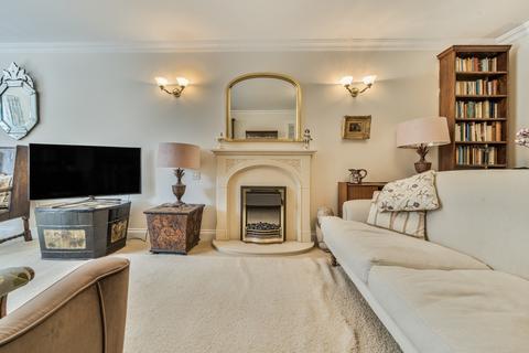 2 bedroom apartment for sale, Commercial Street, Gloucestershire GL50