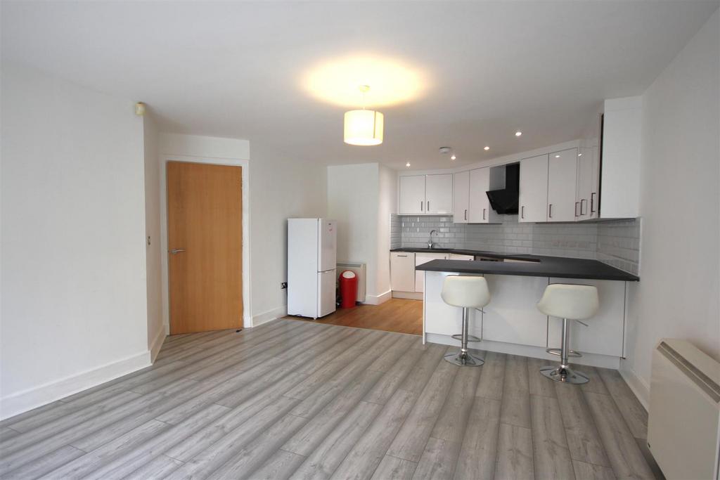 Kitchen lounge.JPG