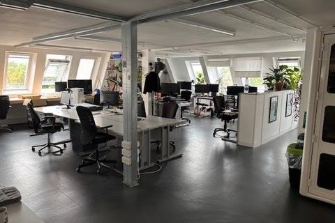 Office to rent, 113-115 Fonthill Rd London N4 3HH
