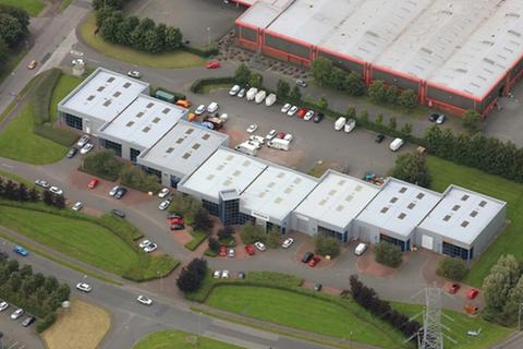 Distribution warehouse to rent, Clydesmill Pl Glasgow G32 8RF