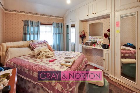 3 bedroom terraced house for sale, Whitehorse Road, Croydon, CR0