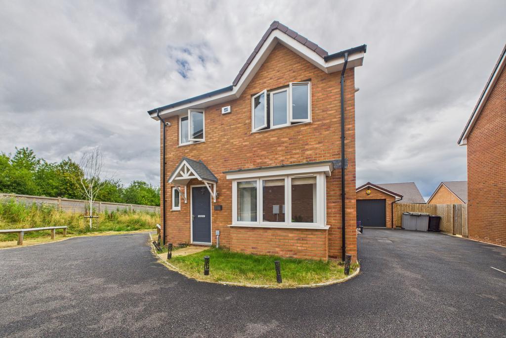 Modern four bedroom home nestled in a popular lyd