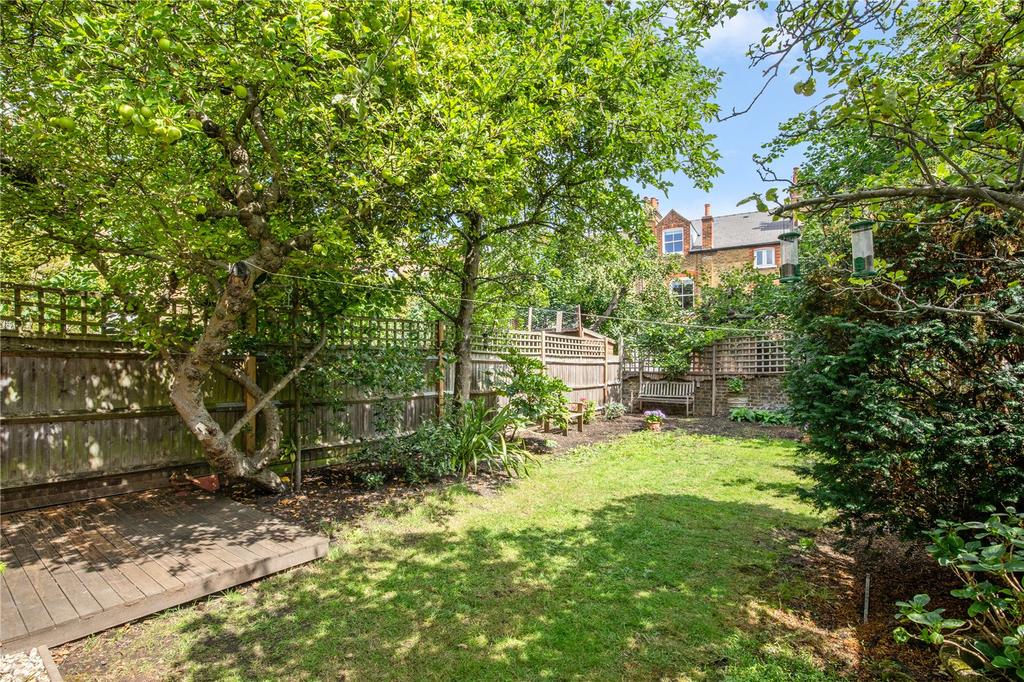 House in London - View 5