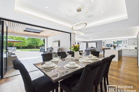 4 bedroom detached house for sale, Brock Hill, Wickford
