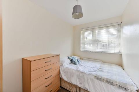 38 Fownes Street, London, SW11 2TJ