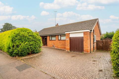 3 bedroom bungalow for sale, The Close, Hertfordshire AL5