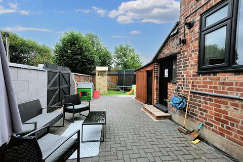 171 Barton Lane, Eccles, Manchester, M30 0HN