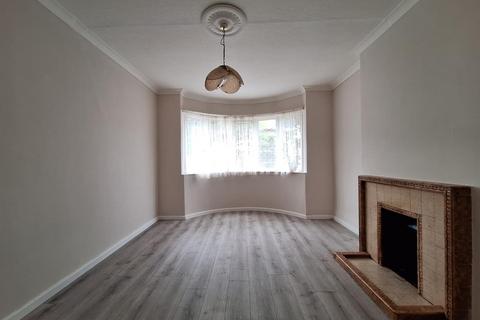 4 bedroom house to rent, Waddon New Road, Croydon