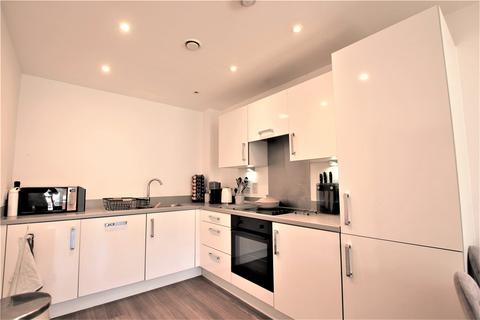 2 bedroom flat to rent, College Street, Hampshire SO14