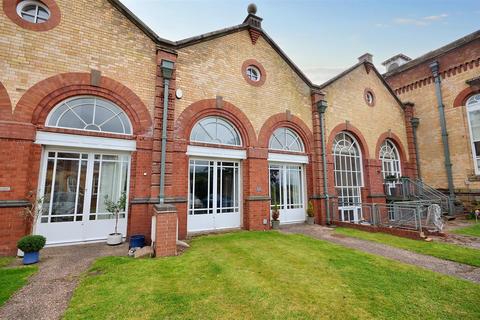 undefined, Hatton Manor, Nr Cotes Heath, Stone