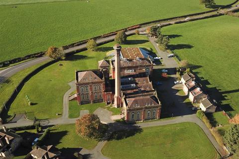 undefined, Hatton Manor, Nr Cotes Heath, Stone