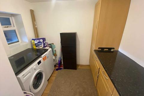 26 Mountain View, Tonypandy, CF40 2NF