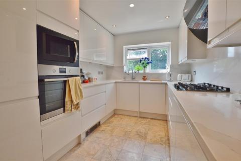 undefined, Southcroft, Slough