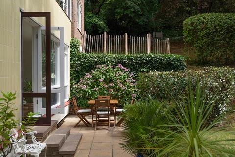 1 bedroom apartment for sale, Drake Court, Tylney Avenue, London SE19