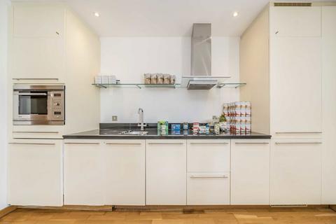 Studio for sale, Hosier Lane, London EC1A