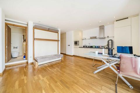 Studio for sale, Hosier Lane, London EC1A