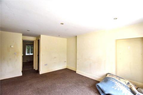 undefined, Town Street, Yeadon, Leeds, West Yorkshire