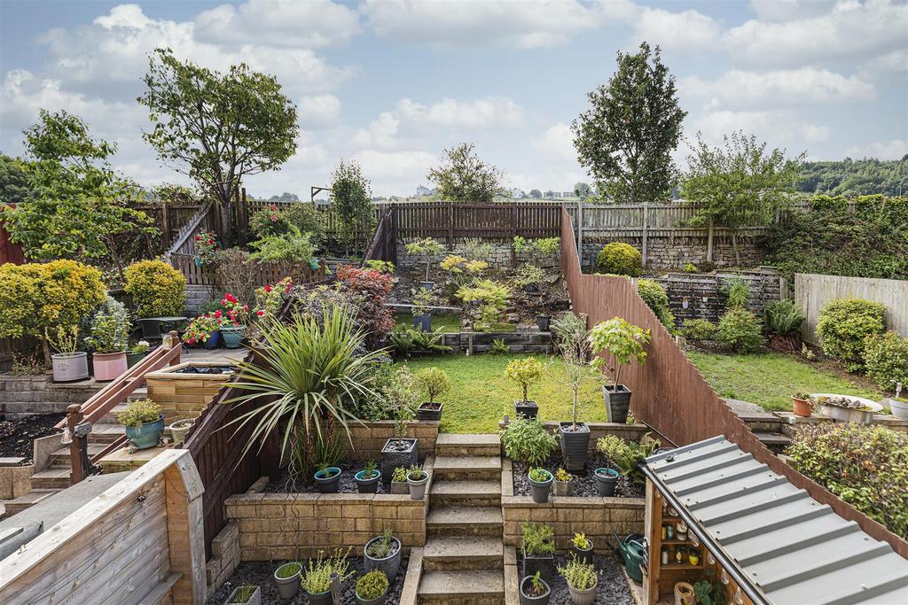 Bramleys Estate Agents - High Bank Close - Elland