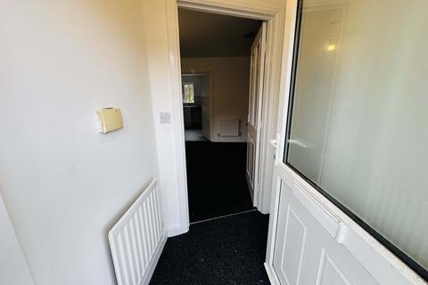 3 bedroom terraced house to rent, School View, Ferryhill, Co. Durham, DL17