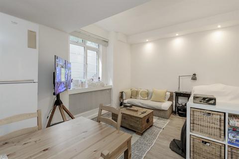 Studio for sale, Chatsworth Court, Pembroke Road, London, W8