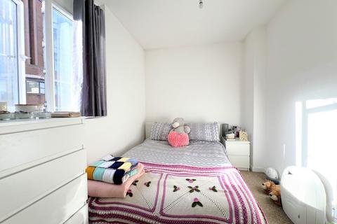 1 bedroom flat to rent, Arundel Street, Hampshire PO1