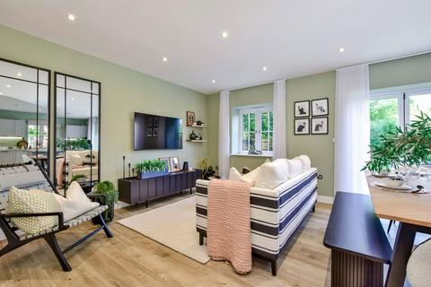 3 bedroom detached house for sale, Little Green Lane,Croxley Green,Rickmansworth,WD3 3JJ