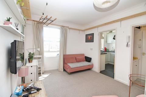 Studio for sale, Brunswick Square, Hove
