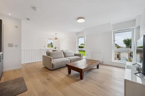 undefined, Coulters Crescent, Carmunnock, Glasgow, G76 9AY
