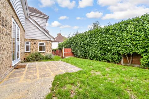 3 bedroom detached house for sale, Gordon Road, Whitstable CT5