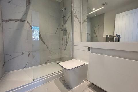 2 bedroom apartment to rent, New Road, Trinity Point New Road, DA11