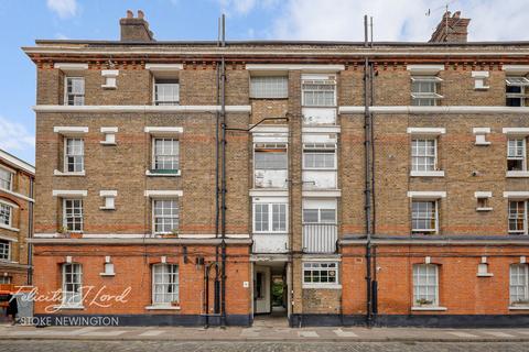 Gibson Gardens, London N16