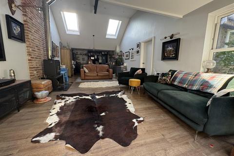undefined, Pine View Close, Woodfalls