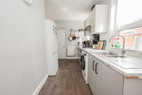 4 bedroom terraced house for sale, Scorer Street, Lincoln, Lincolnshire, LN5