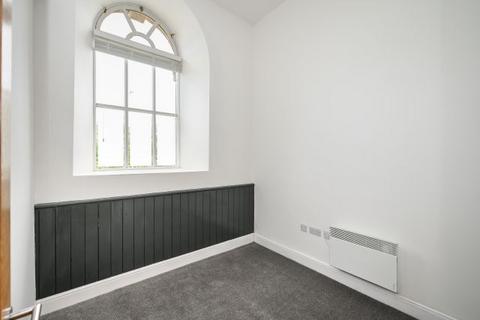 undefined, Gladstone Terrace, Gateshead NE8