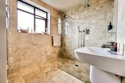 4 bedroom detached house for sale, Boscombe East