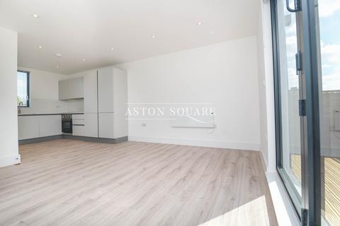 1 bedroom flat to rent, Colney Hatch Lane, London N10